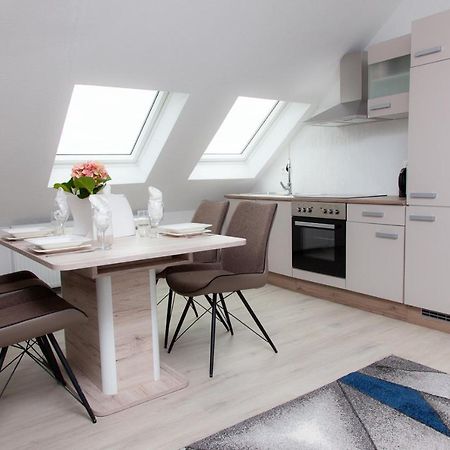 T&K Apartments Near Messe Fair Trade Duesseldorf Und Airport 3A Дуйсбург Екстериор снимка