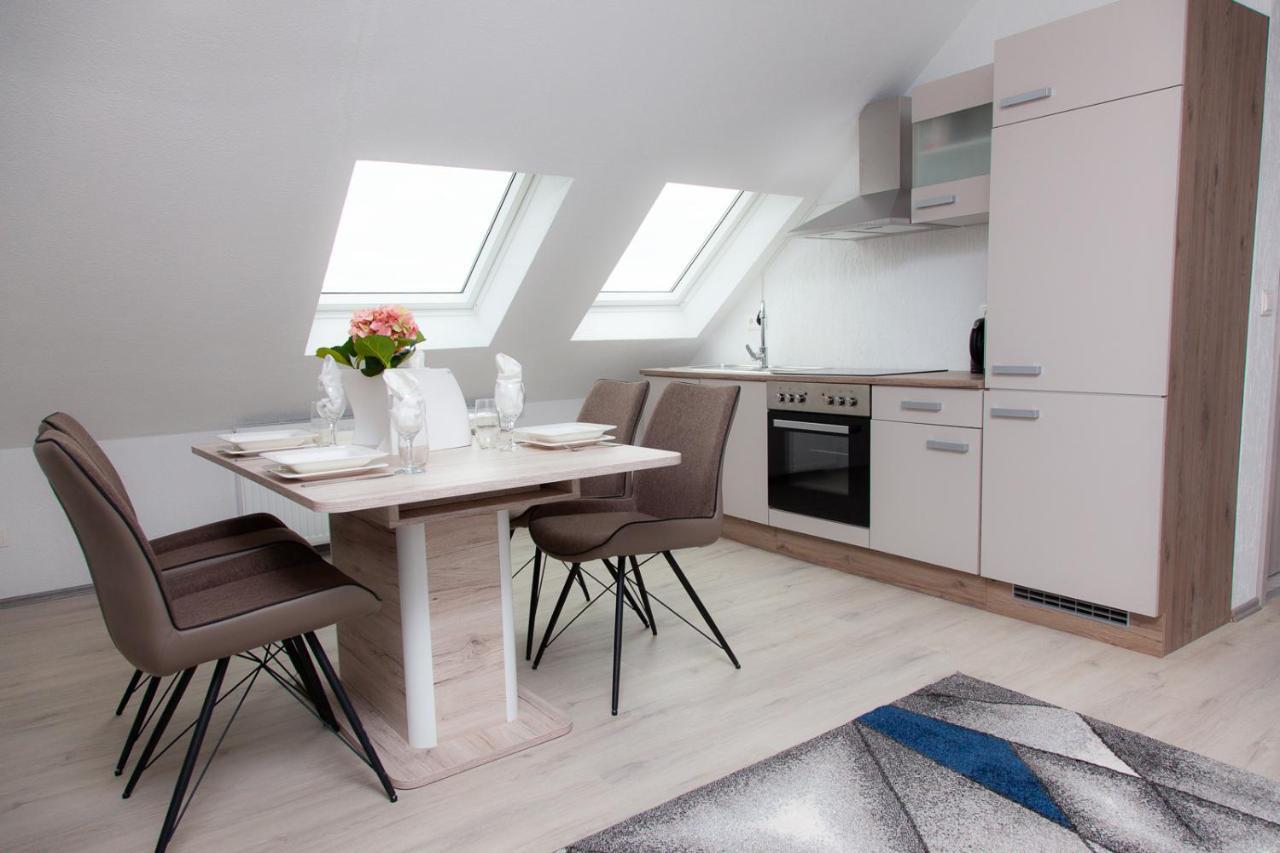 T&K Apartments Near Messe Fair Trade Duesseldorf Und Airport 3A Дуйсбург Екстериор снимка