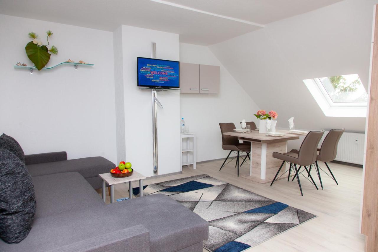 T&K Apartments Near Messe Fair Trade Duesseldorf Und Airport 3A Дуйсбург Екстериор снимка